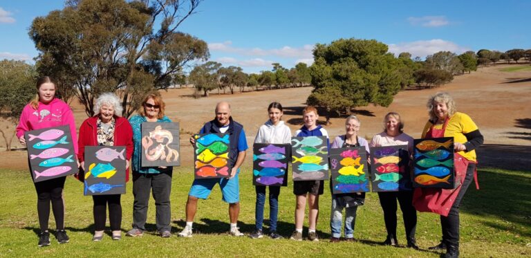 Artists Show off Their Fishy Art Painting at the Eudunda Golf Club 240421