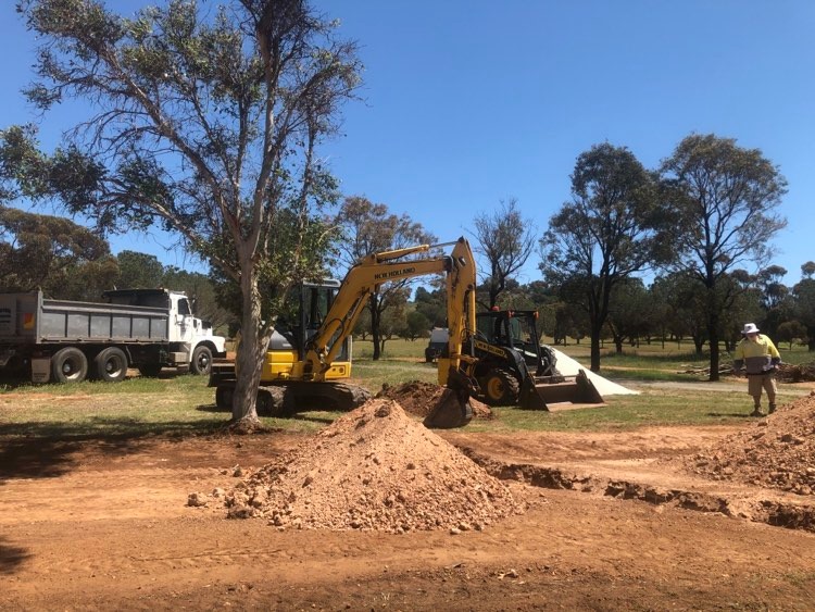 Craig Fenton Contracting prepares 4 new Powered Sites at Eudunda Caravan Park - Oct 2020