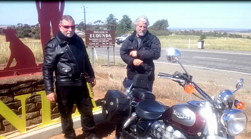 Dave & Nick at the Eudunda Gustav & His Dog Entrance