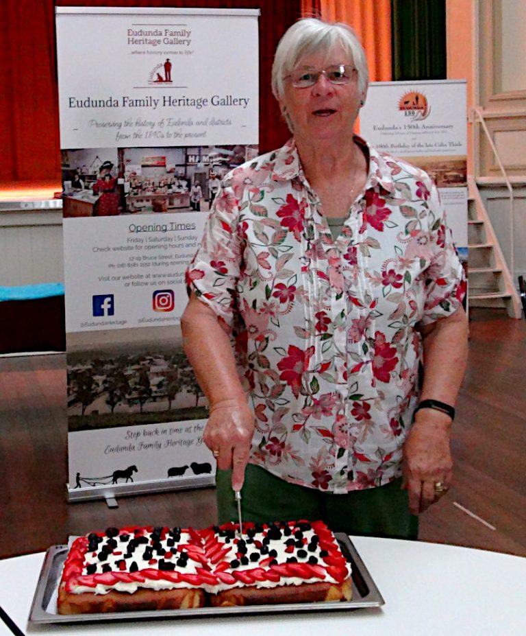 Helen Schiller Cuts the Cake at Friends of the Gallery Morning Tea 2022