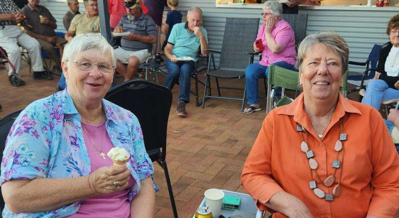 Red Meat Connects BBQ - Helen Schiller enjoys an ice cream in the company of Chris Reimann